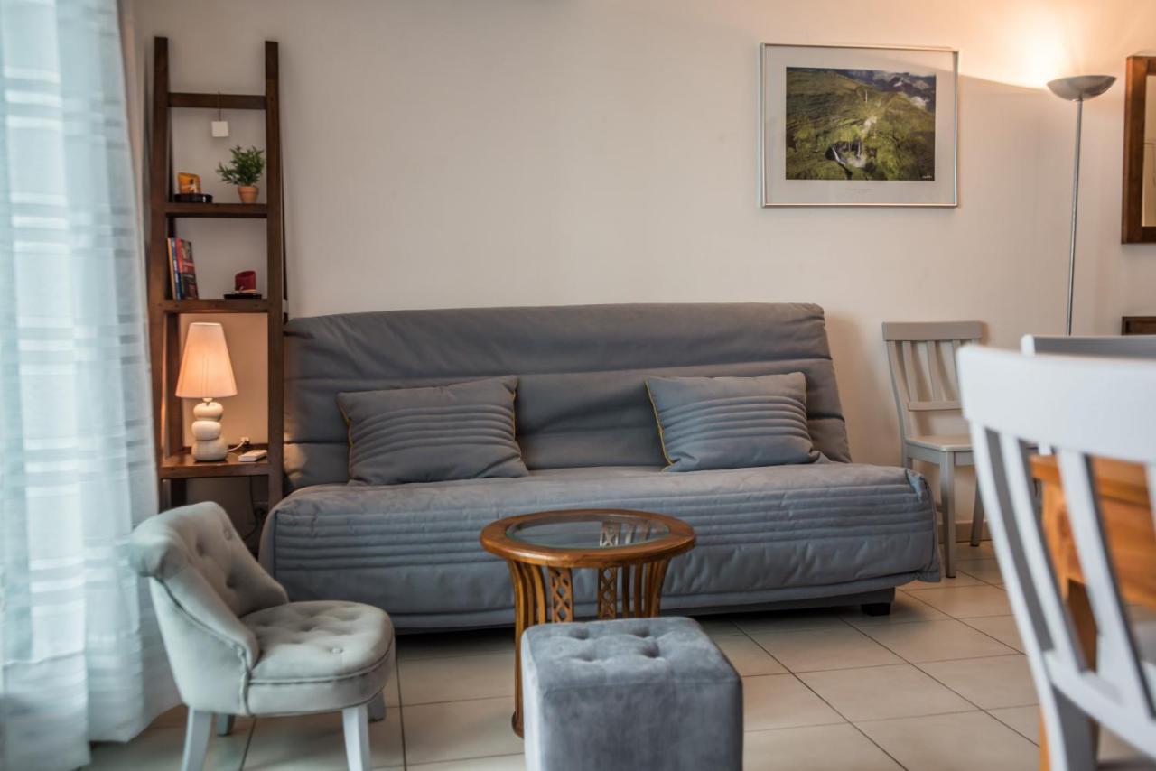 Appartement Le Paille En Queue แซ็ง-ปีแยร์ ภายนอก รูปภาพ