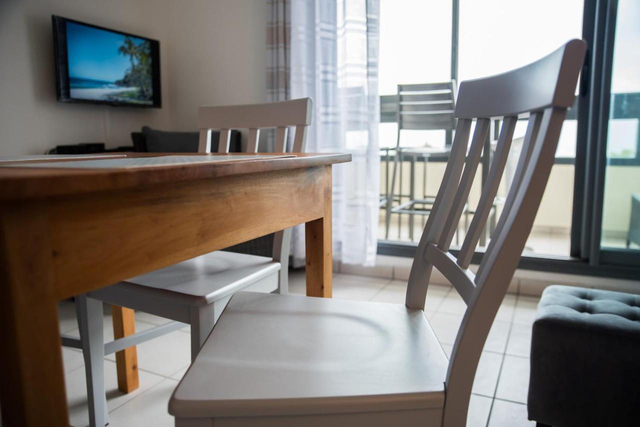 Appartement Le Paille En Queue แซ็ง-ปีแยร์ ภายนอก รูปภาพ